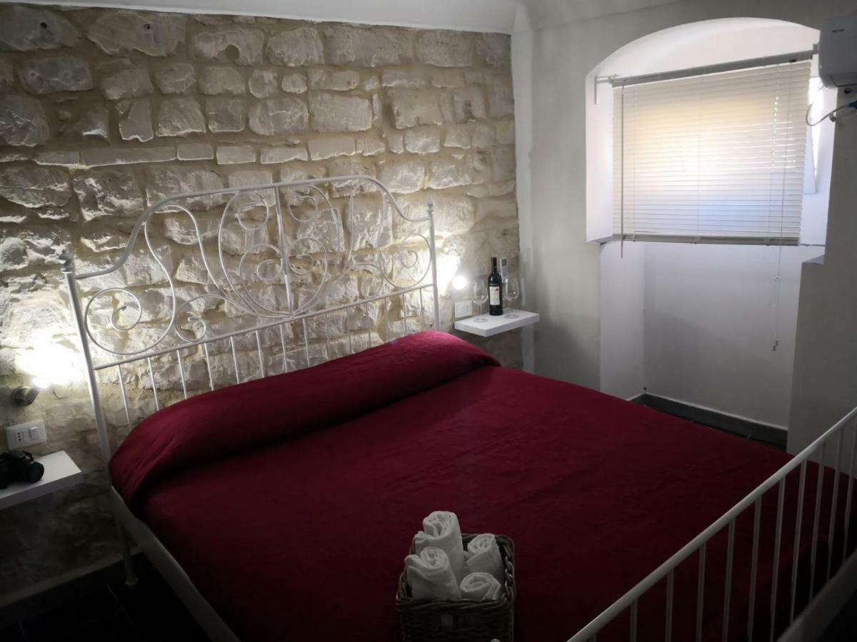 La Dimora Di Don Corleone Hotel Модика Екстериор снимка